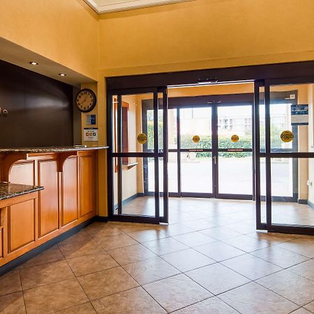 Best Western Windsor Pointe Hotel & Suites-At&T Center San Antonio Bagian luar foto