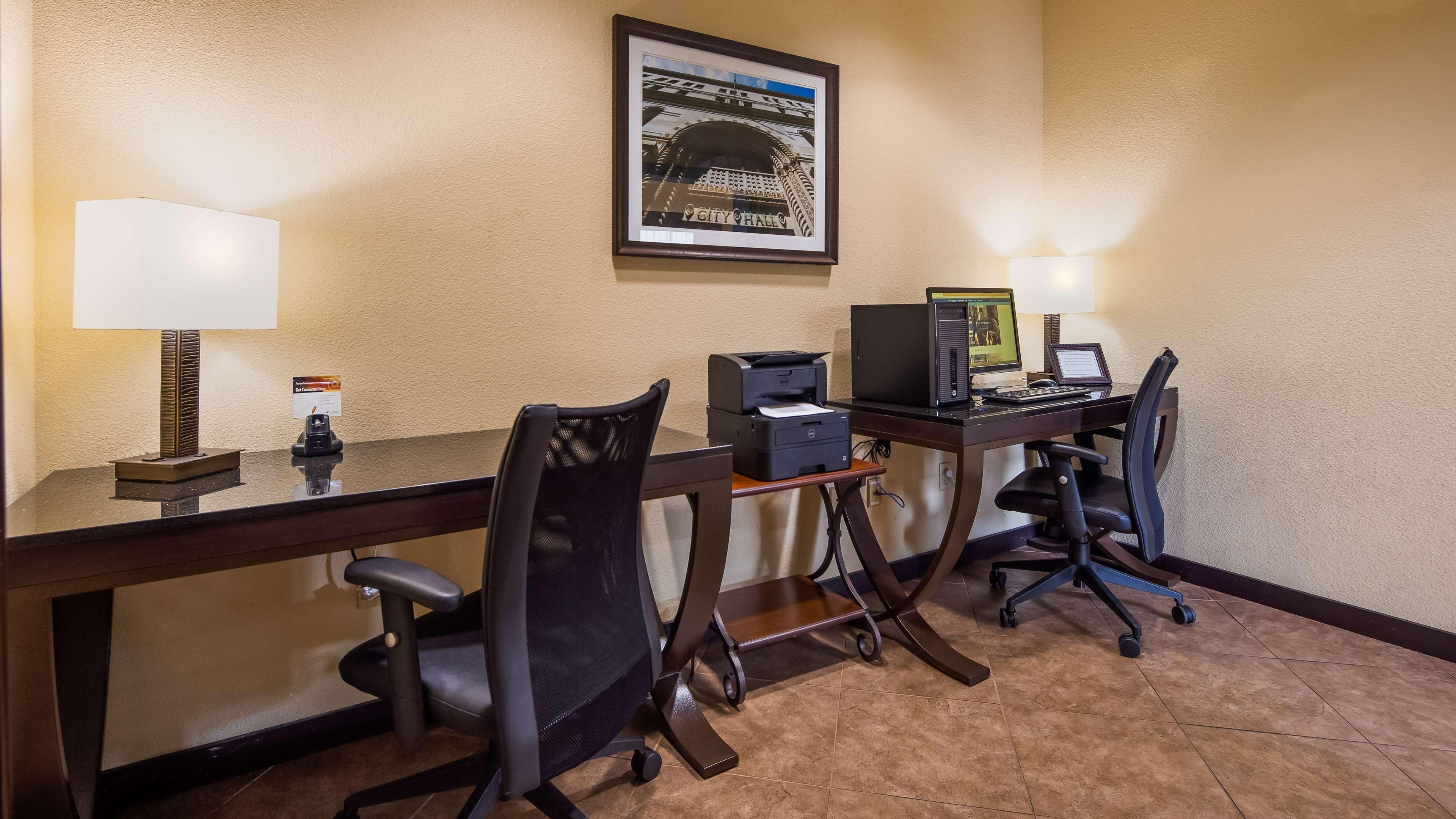 Best Western Windsor Pointe Hotel & Suites-At&T Center San Antonio Bagian luar foto